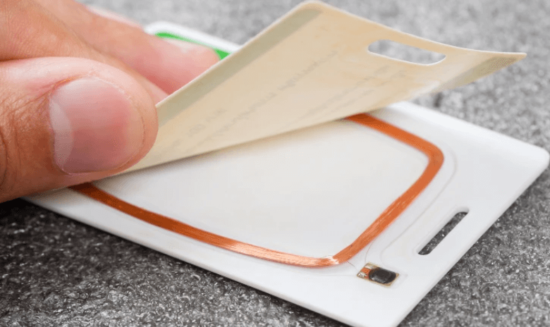 right RFID card